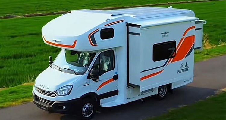 The popular “Future Series” models were officially launched, gaining widespread market attention and recognition through innovative design and reliable performance.